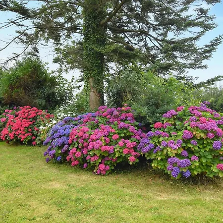 Дом отдыха 2 Bedroom Beautiful In Gorges (Normandy)